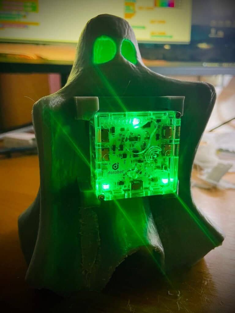 Glowing 3D model of a ghost